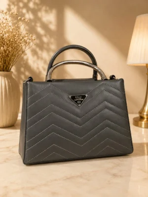 Elegant Chevron Quilted Handbag with Structured Design