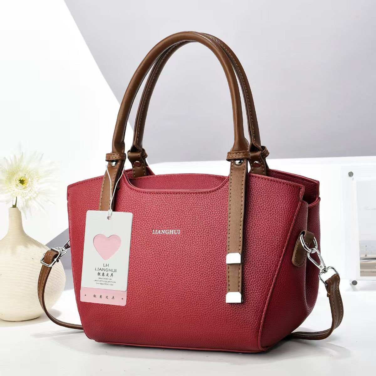 HIGH QUALITY  IMPORTED BIG SIZE HANDBAG AND SLING BAG