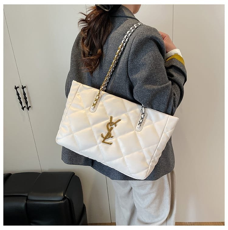 Elegant Quilted Chain Handle Tote Bag for Women