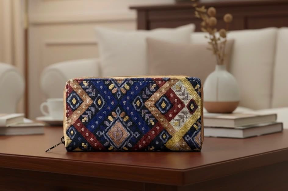 Premium Printed Canvas Zip Wallet for Women - Image 6